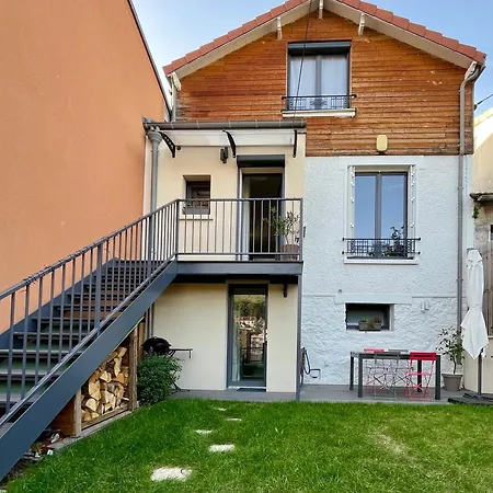 Maison Entre Paris Et Versailles *